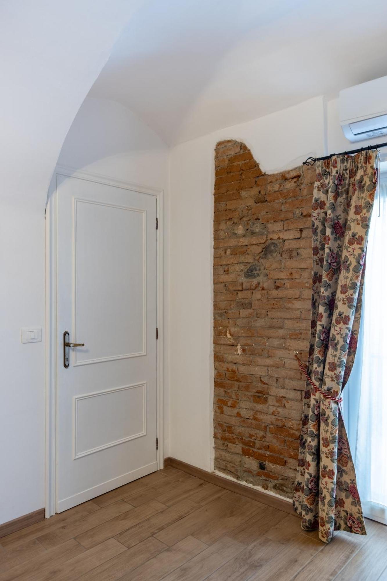 Chrizia Otel Novi Ligure Dış mekan fotoğraf